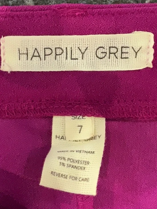 High-Waist Wide-Leg Split-Hem Pants in Fuchsia - Picture 2 of 4